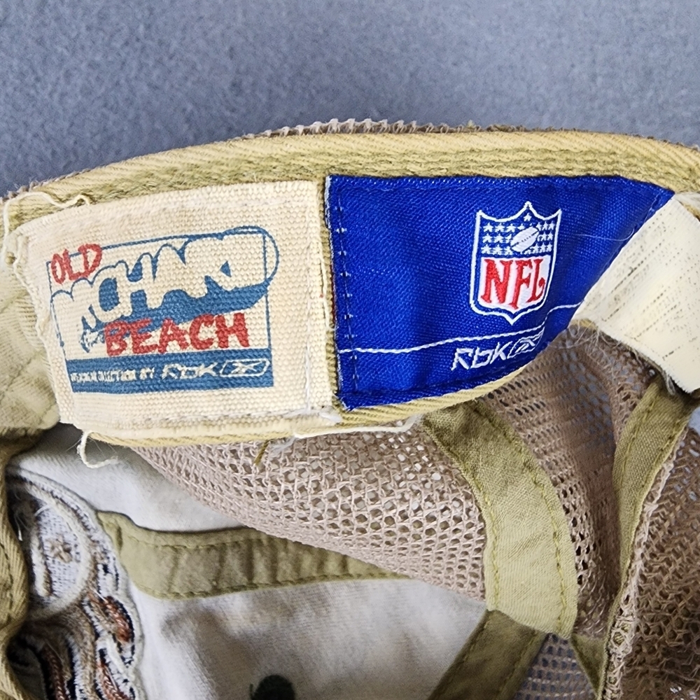 RBK Old Orchard Beach Tennessee Titans Camo Snap Back Cap NFL - Picture 5 of 6